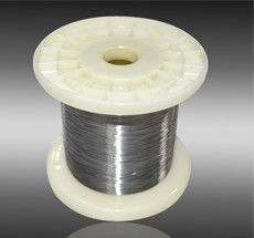 Porcelana Alambre de resistencia de alta temperatura del cable 0Cr25Al5 del ISO 9001 OD 5m m para los elementos de calefacción proveedor